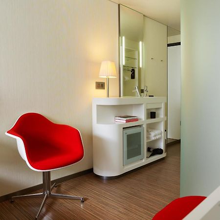 Hotel Citizenm Tower Of Londra Esterno foto
